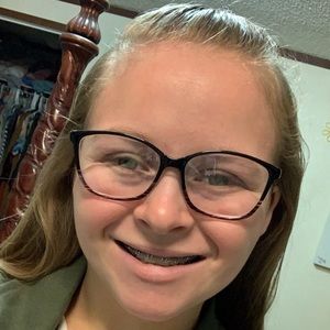 Meet your Posher, Lesley